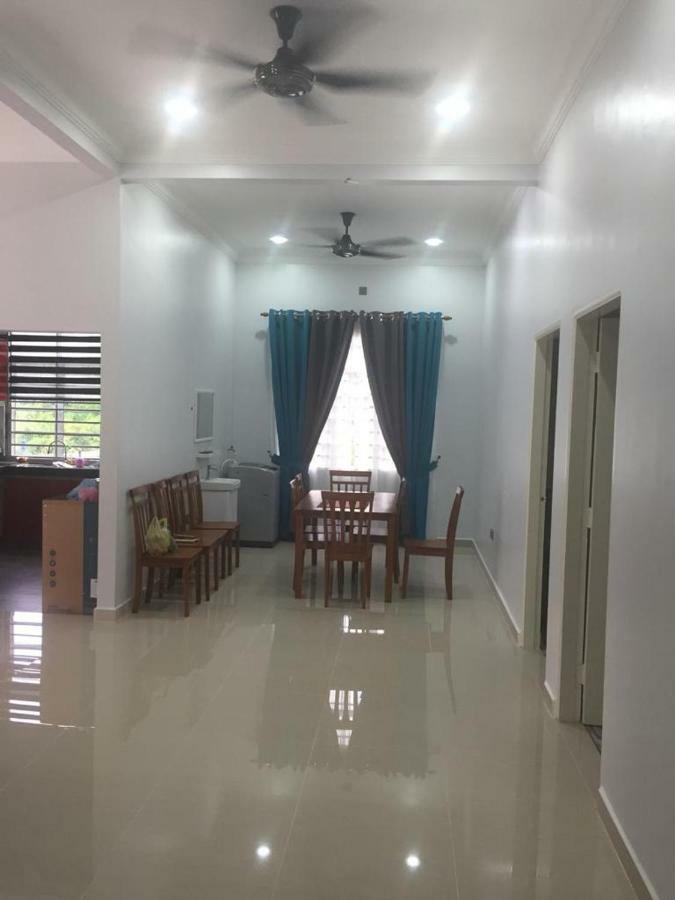 Aar Homestay Kuala Terengganu Esterno foto